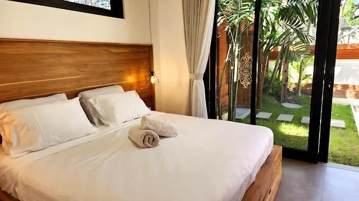New Villa With Nature Vibes Include Motorbike Legian  Legian (Bali)