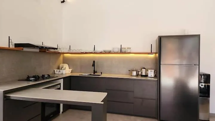 New Villa With Nature Vibes Include Motorbike Legian  0*, Legian (Bali)