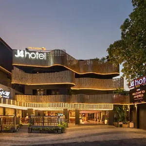 莱吉安j4酒店 勒吉安